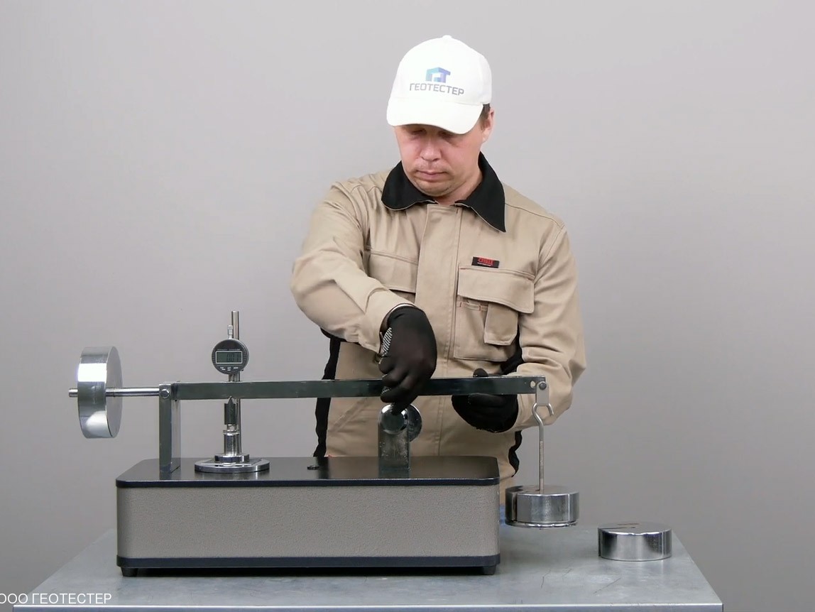 Толщиномер геосинтетических материалов при заданных давлениях ТМ-ГМ